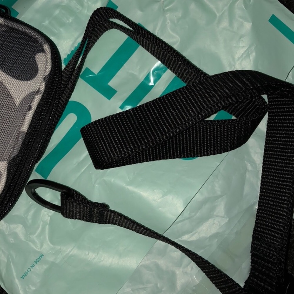 NWT Adidas Camo Bag - Picture 4 of 5